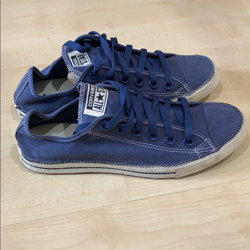 Blue Unisex Low Converse!
